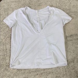 White lulumeon t shirt